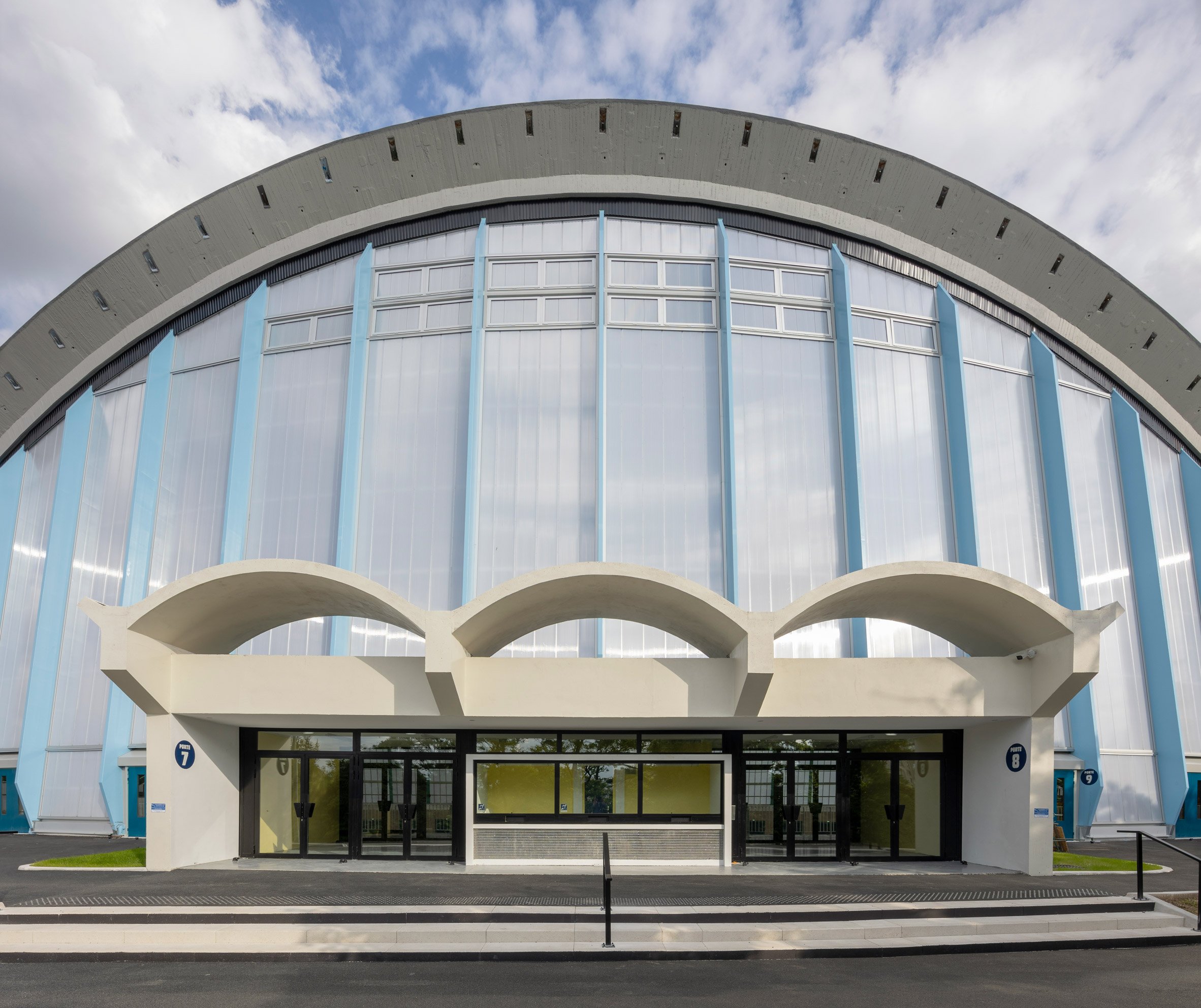 Entrance to Grande Nef of the Île-des-Vannes by Chatillon Architectes