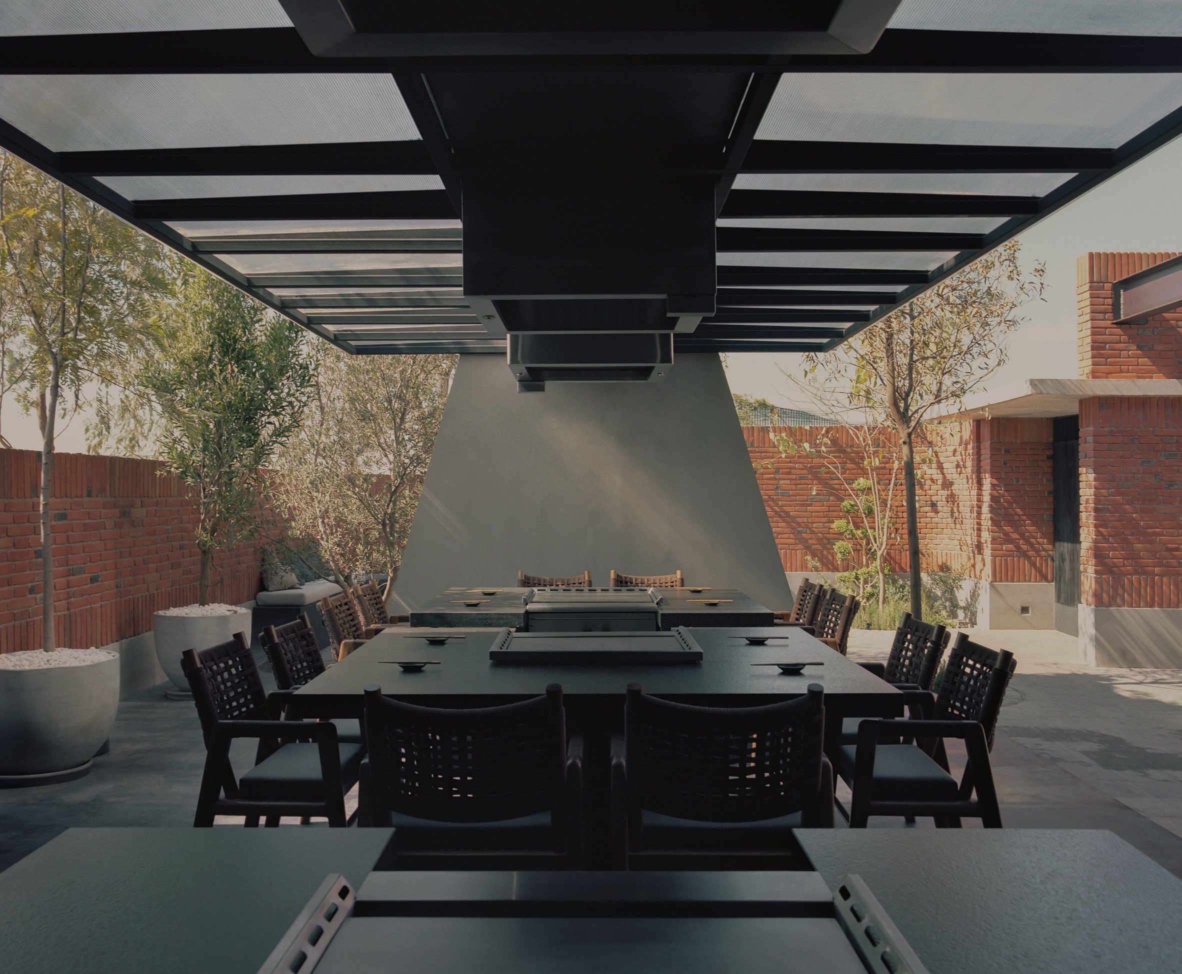 Outdoor dining at Mexican restaurant