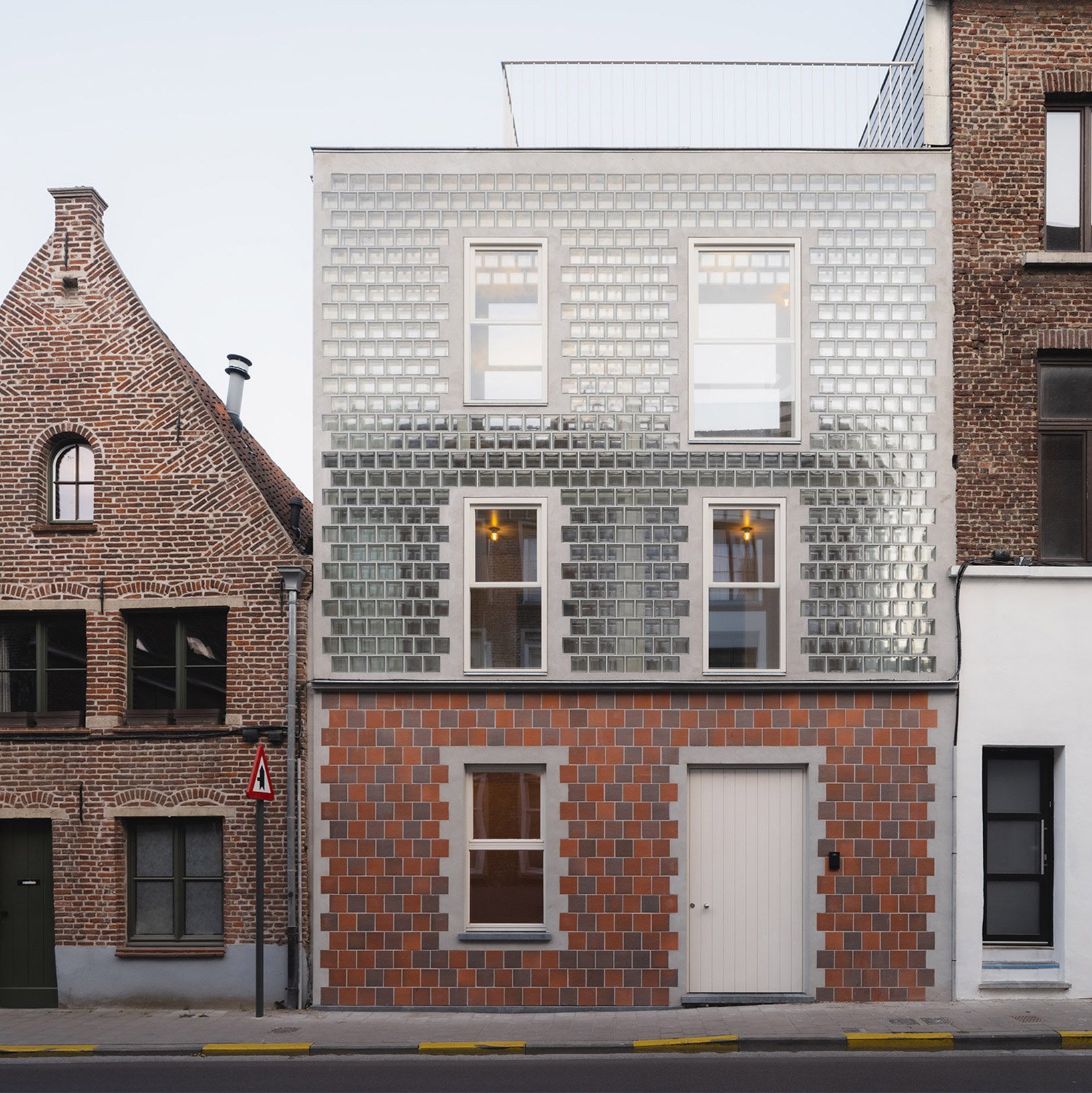 Glass Brick House, Belgium, by Delmulle Delmulle Architecten