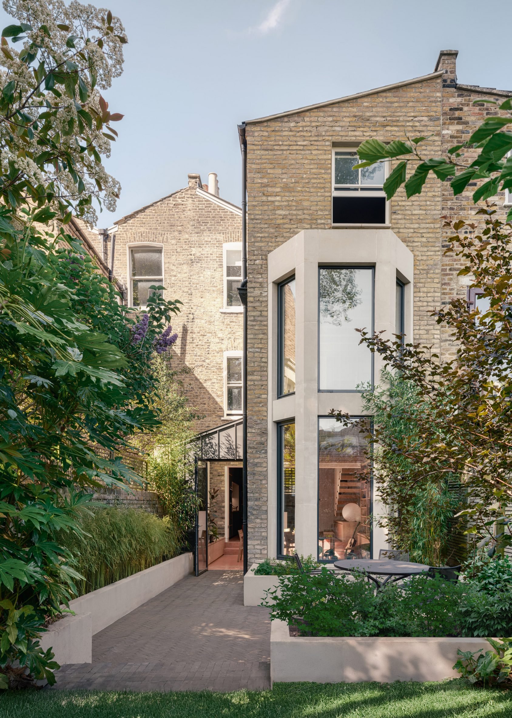 Hackney Bay House by Material Works