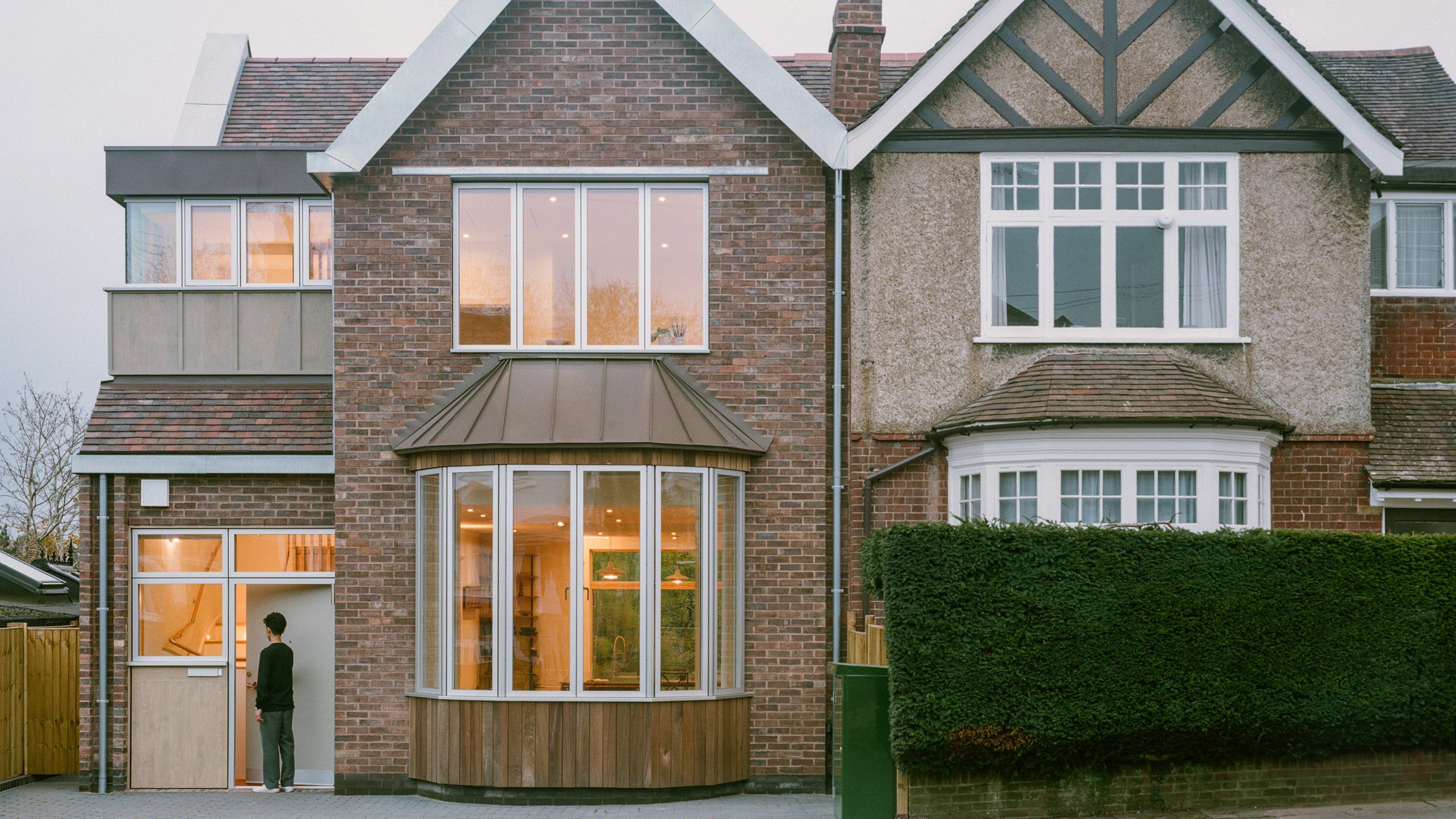 Bay window of Woodbury Residence by Of Architecture