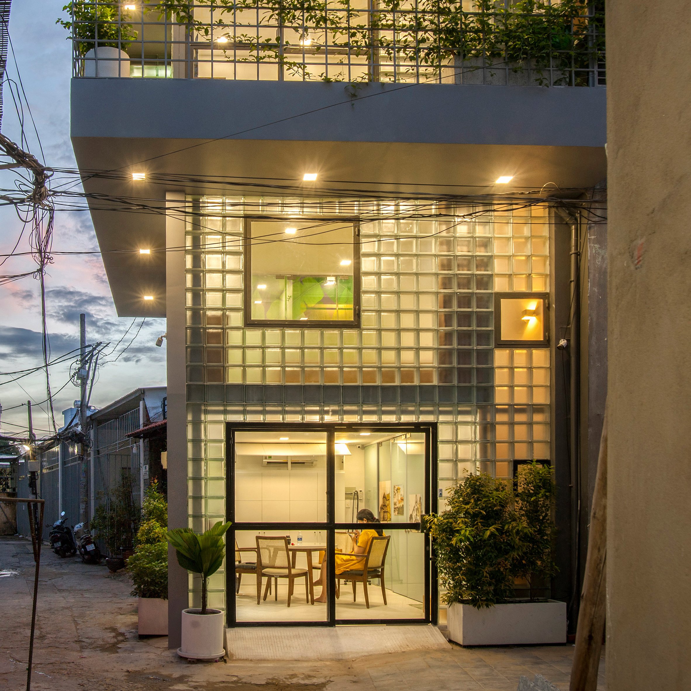 Glass Brick Micro House by ROOM+ Design & Build