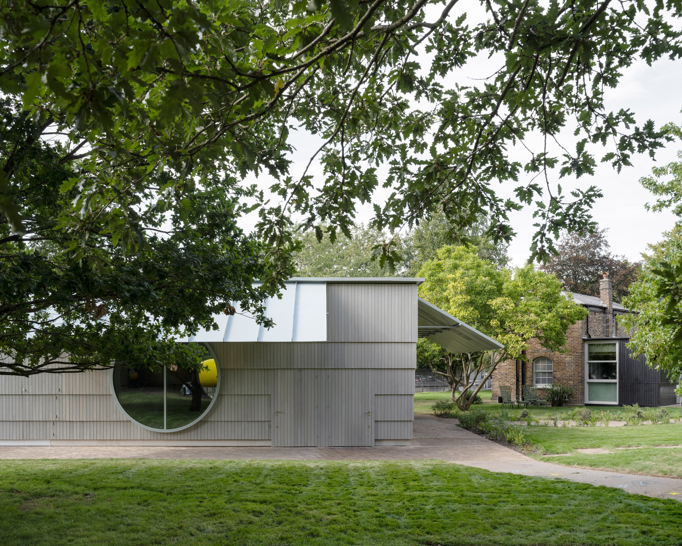 Cafe and pavilion in Dulwich