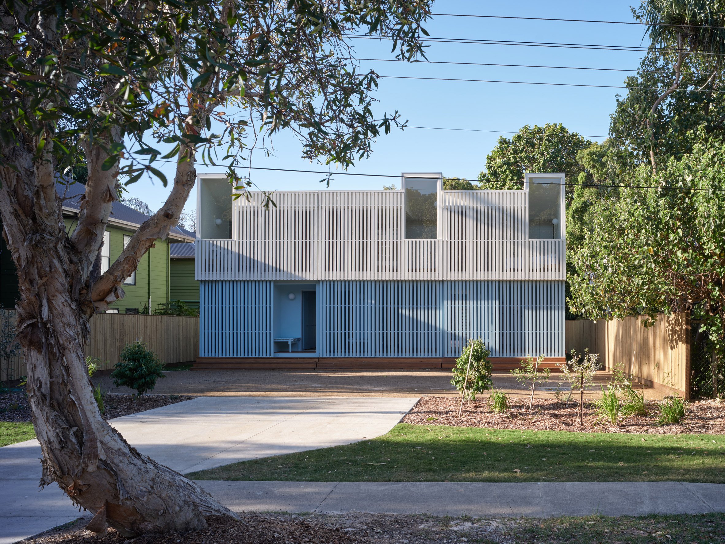 Blok Three Sisters by Vokes and Peters and Blok Modular