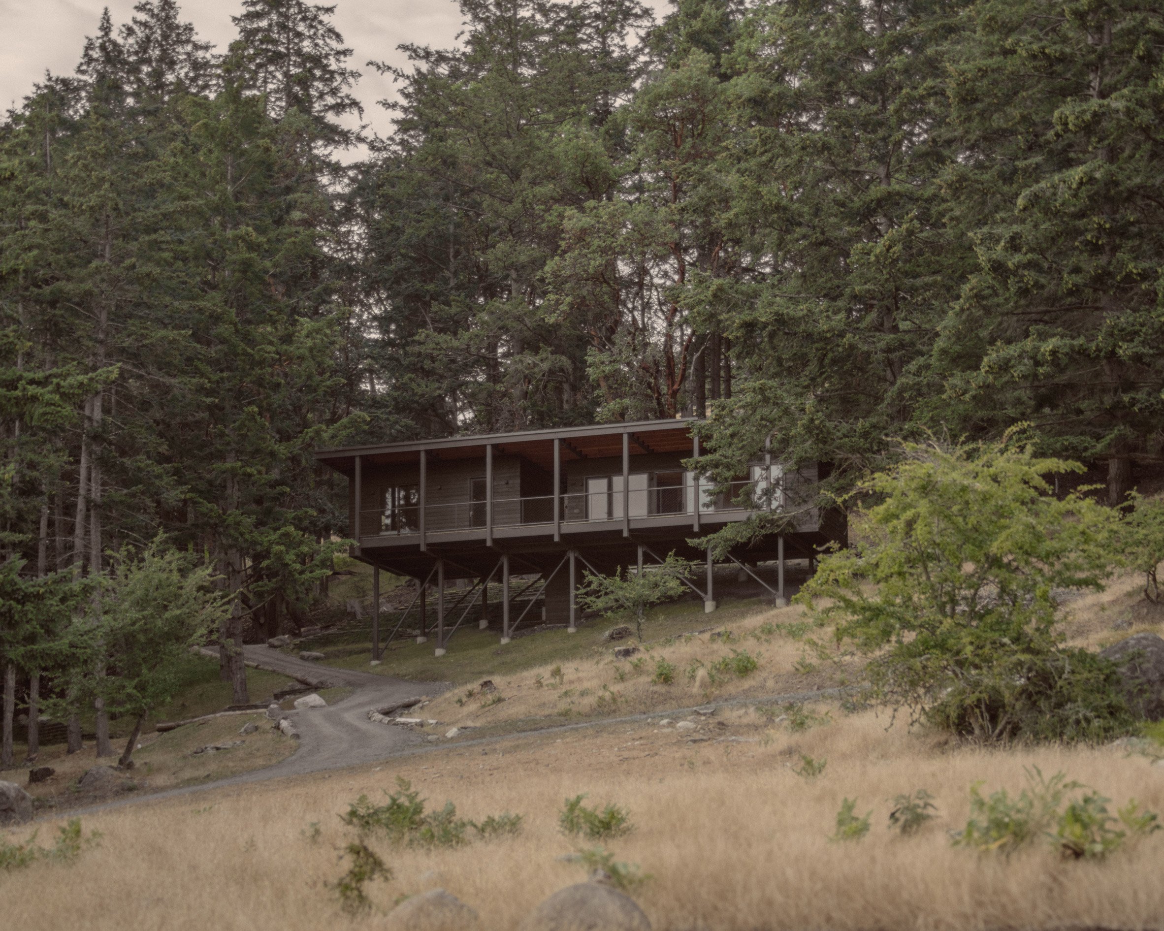 Trestle Cabin by Miller Hull
