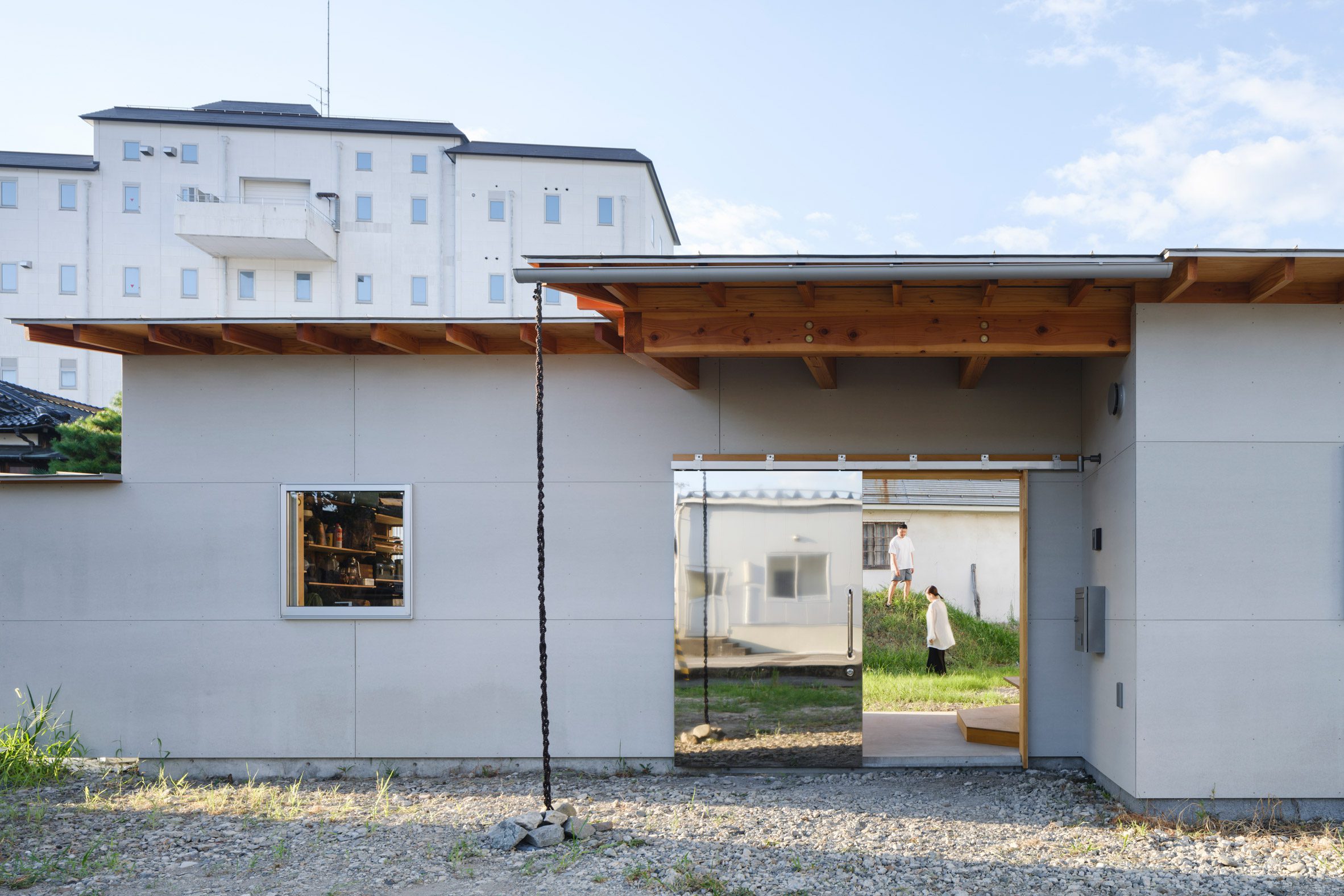 Hokuriku Residence No. 3 by Chidori Studio