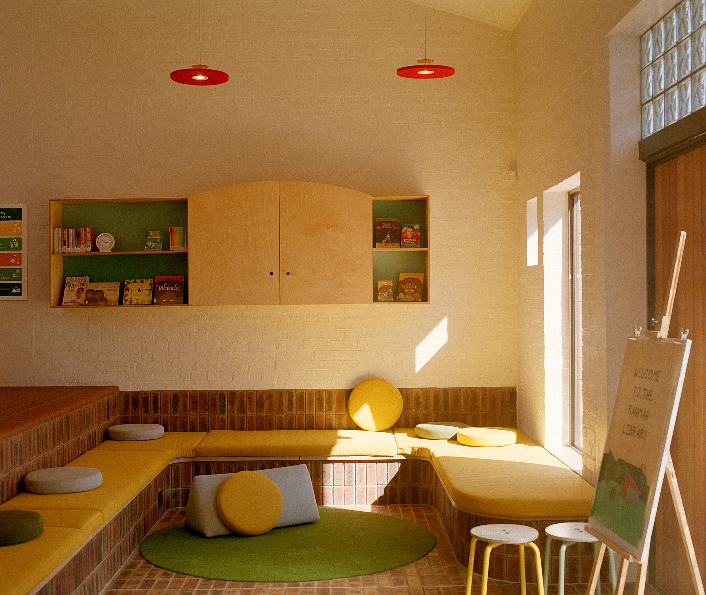 Reading space by The MAAK