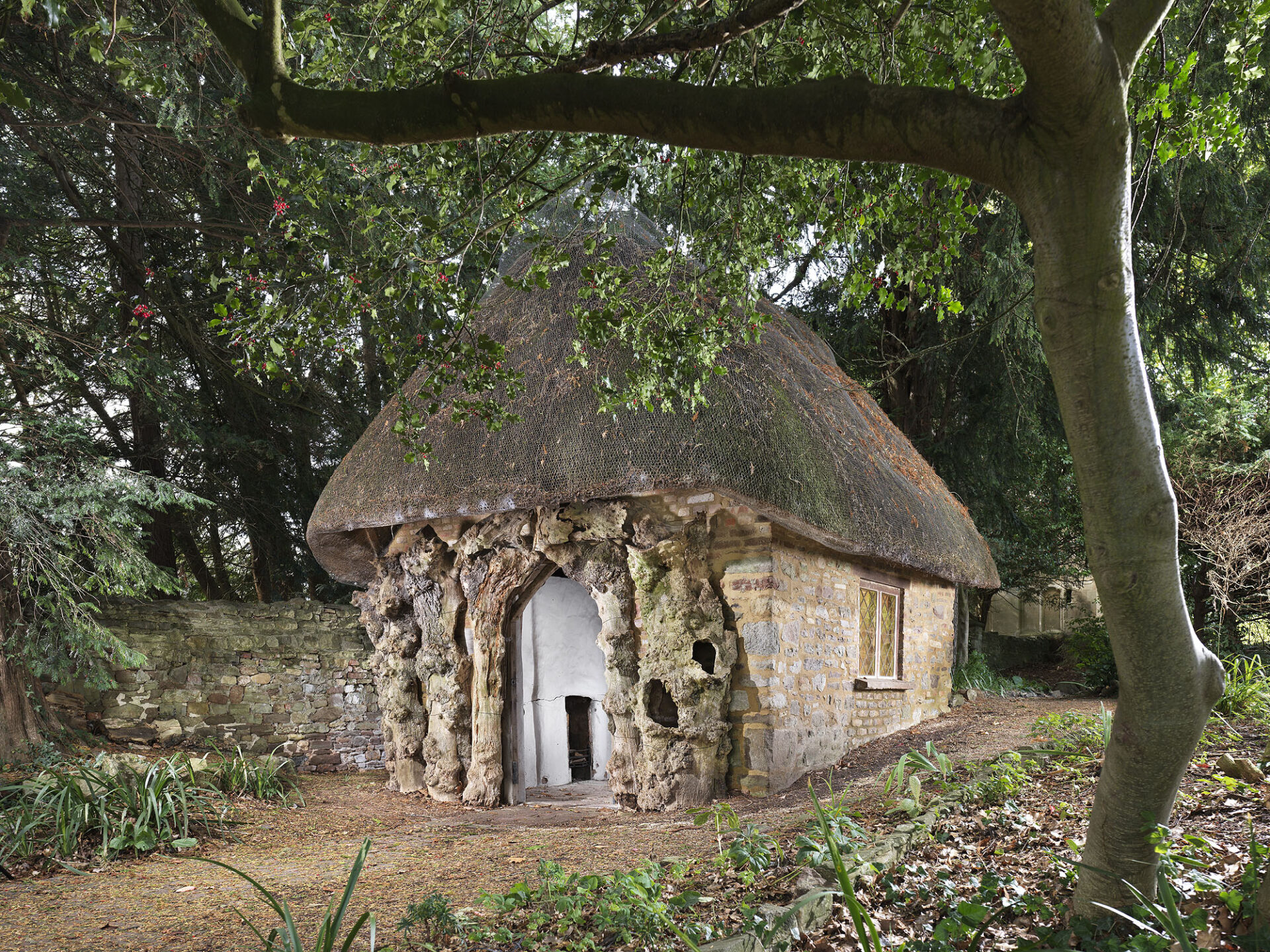 Heritage at Risk Register - A hut in the forest - Jenner Hut, Dr Jenner's House, Church Lane, Berkeley, Gloucestershire.