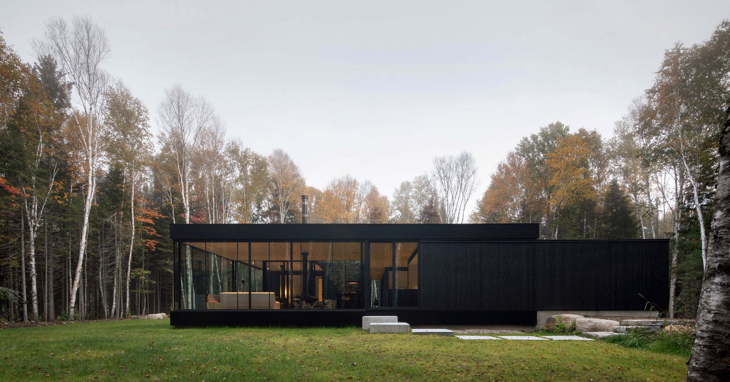 Apple Tree House by ACDF Architecture