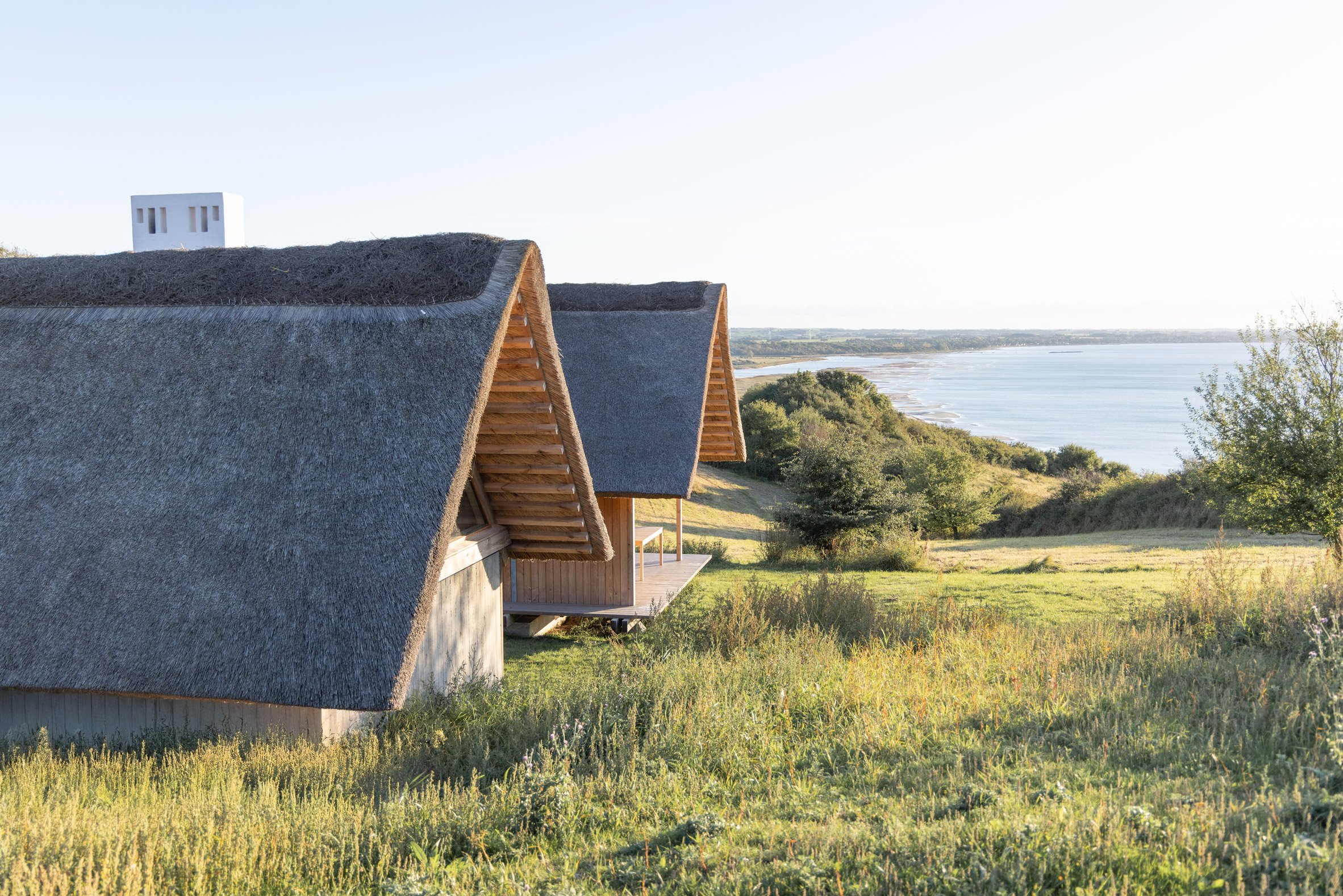 Vejrhøj summerhouse renovation by Studio Marshall Blecher and Jan Henrik Jansen Arkitekter