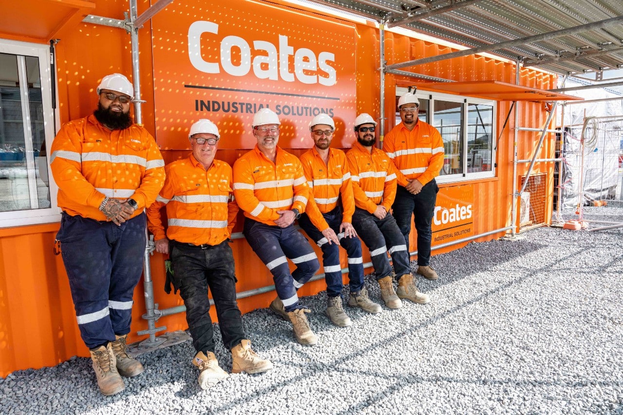 How do equipment hire providers help heavy industries deliver successful shutdowns at their plants and sites?